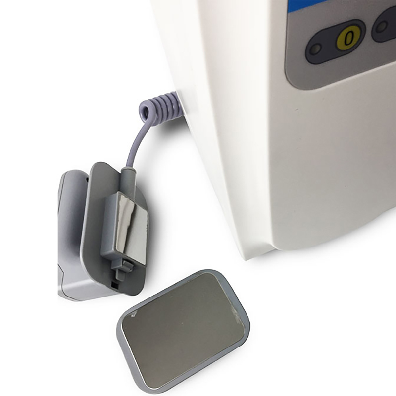 MN-DEF002  Basic Defibrillator  for Hospitals and Clinics Ultrasonic & Electronic Equipment